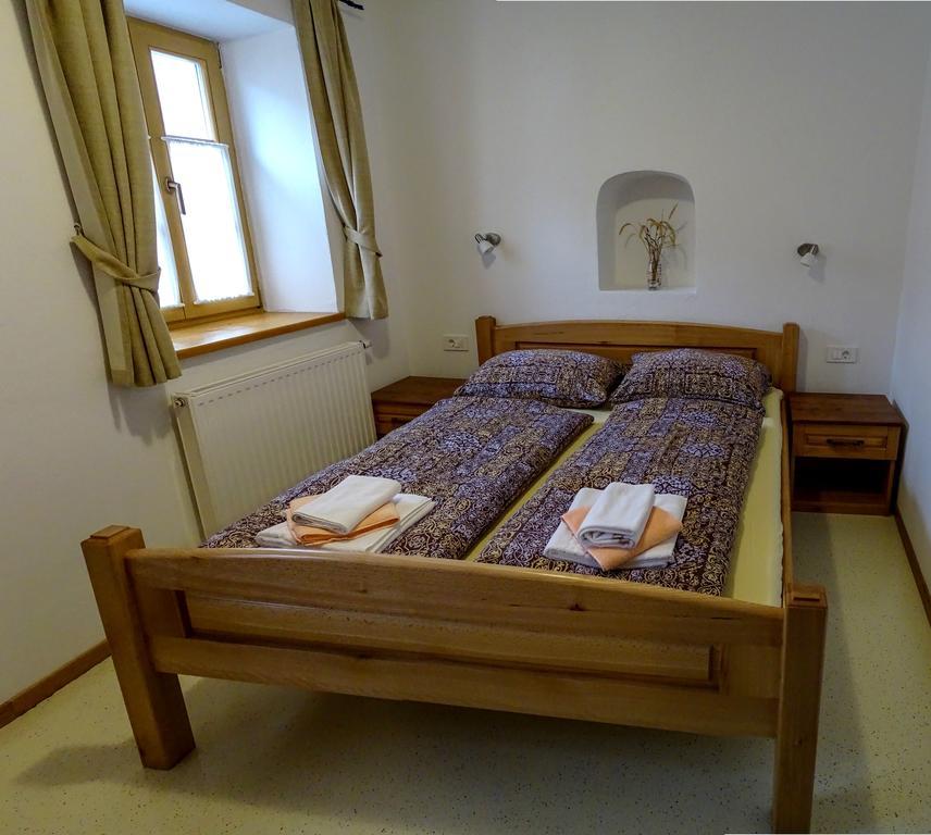 Appartamento Apartmaji Pri Marodnu Bohinj Esterno foto